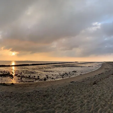 Apartment Loft- Direkt Am Falderndelft - Naehe Innenstadt Emden