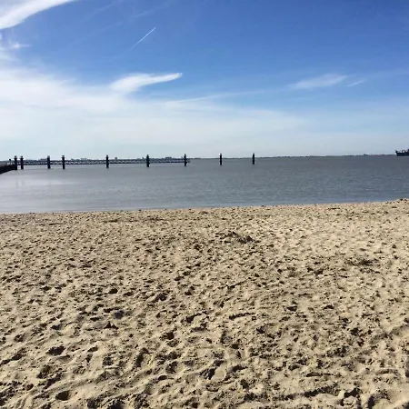 Apartment Loft- Direkt Am Falderndelft - Naehe Innenstadt Emden